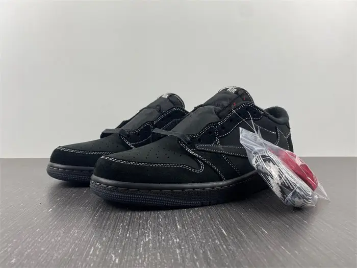 Travis Scott x Air Jordan 1 Low OG 