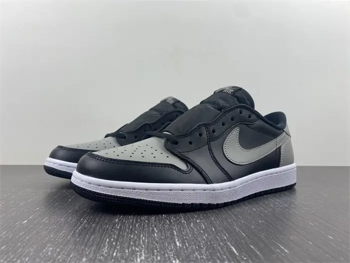 Jordan 1 Retro Low Shadow 