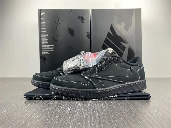 Jordan 1 Retro Low OG SP Travis Scott Black Phantom 
