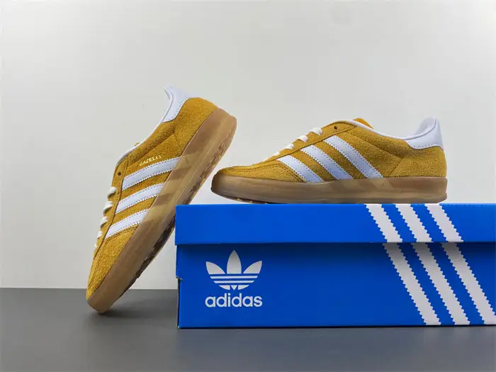 adidas Gazelle Indoor Orange Peel White 