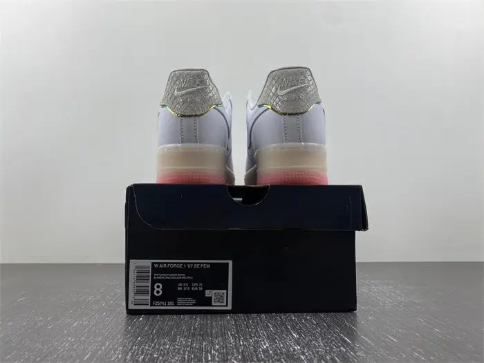 Nike Air Force 1 Low 