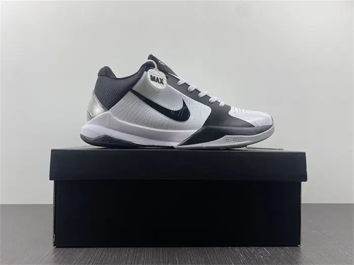 Nike Kobe 5 