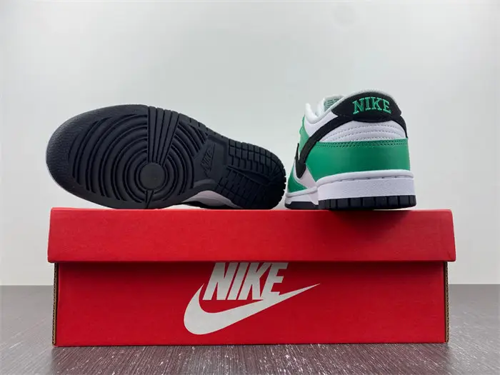 Nike Dunk Low Celtics 