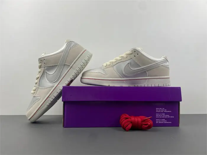 Nike SB Dunk Low Premium 