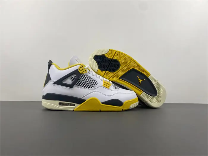 Air Jordan 4 