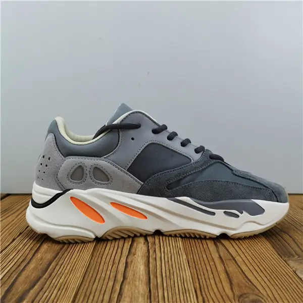 YEEZY BOOST 700 'MAGNET' 
