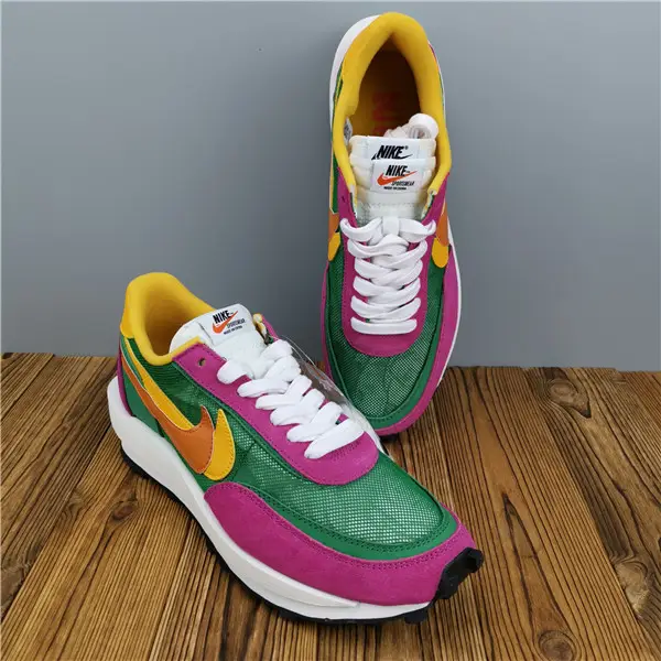 Sacai x Nike LDV Waffle Green Pink 