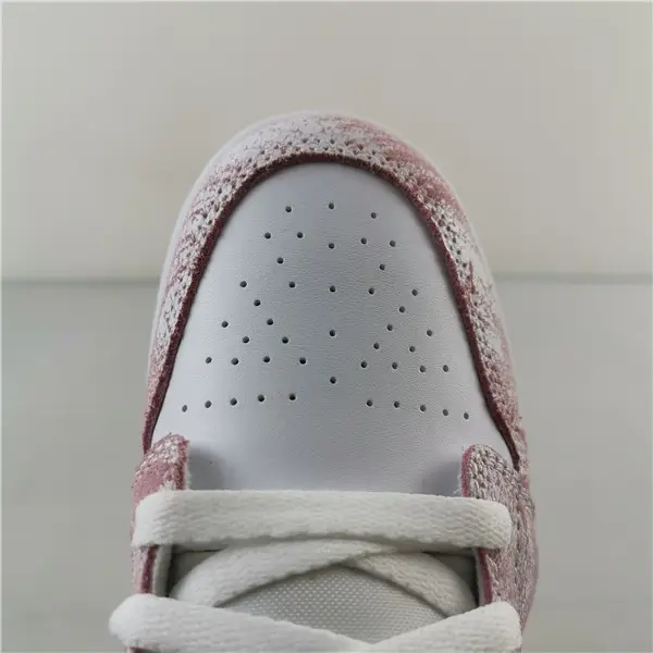 Jordan 1 Low Paint Drip (GS) 