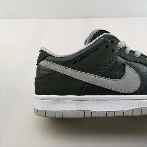 Nike SB Dunk Low J-Pack Shadow BQ6817 