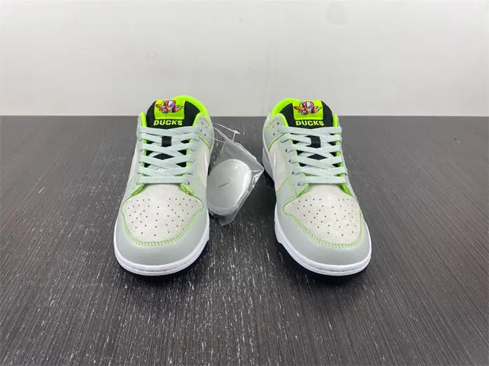 Dunk Low Oregon PE 