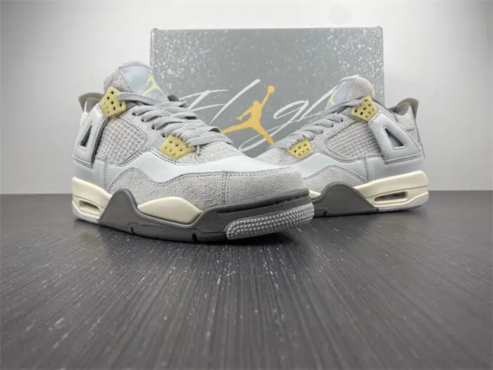Jordan 4 Retro SE Craft Photon Dust  BBBEB84