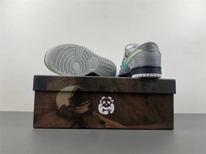 Nike Dunk LOW   DV0831-101 