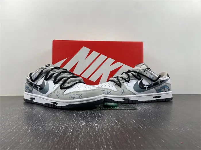 Nike Dunk Low Stencil Swoosh 