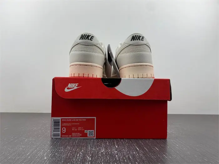 Nike Dunk Low 
