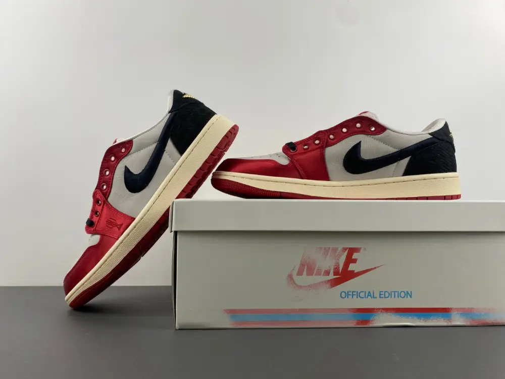 Trophy Room x Air Jordan 1 LowOG 