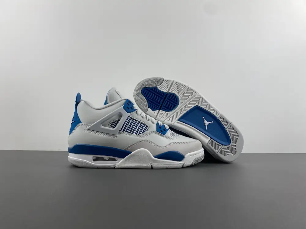 Air Jordan 4 Retro 