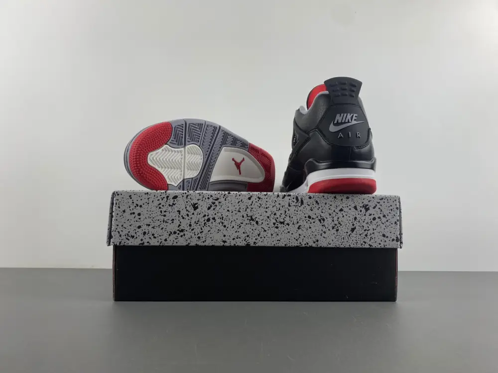 Air Jordan 4 