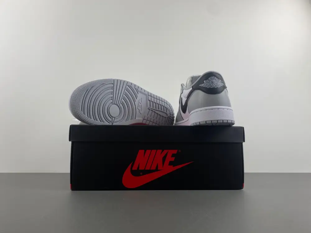 Jordan 1 Retro Low OG 