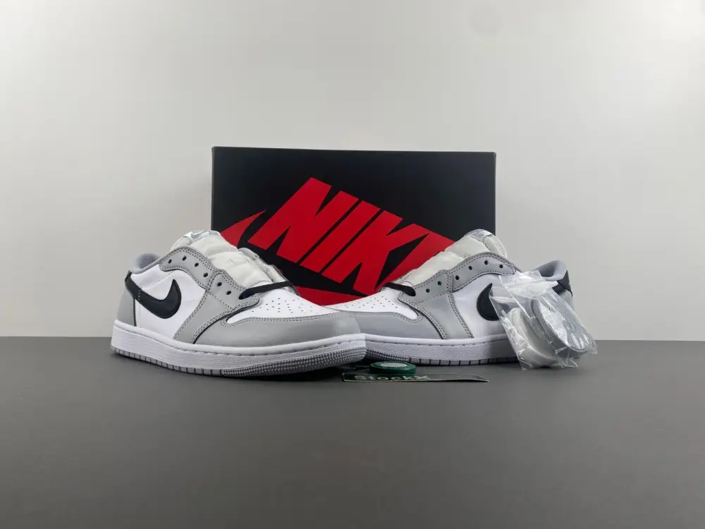 Jordan 1 Retro Low OG 