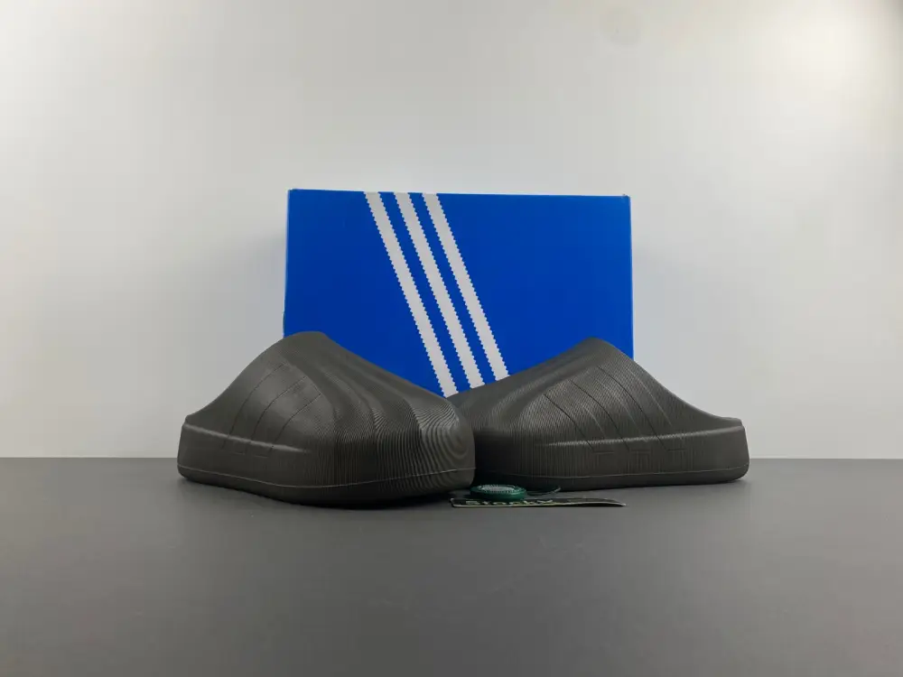 adiFOM SUPERSTAR MULE 