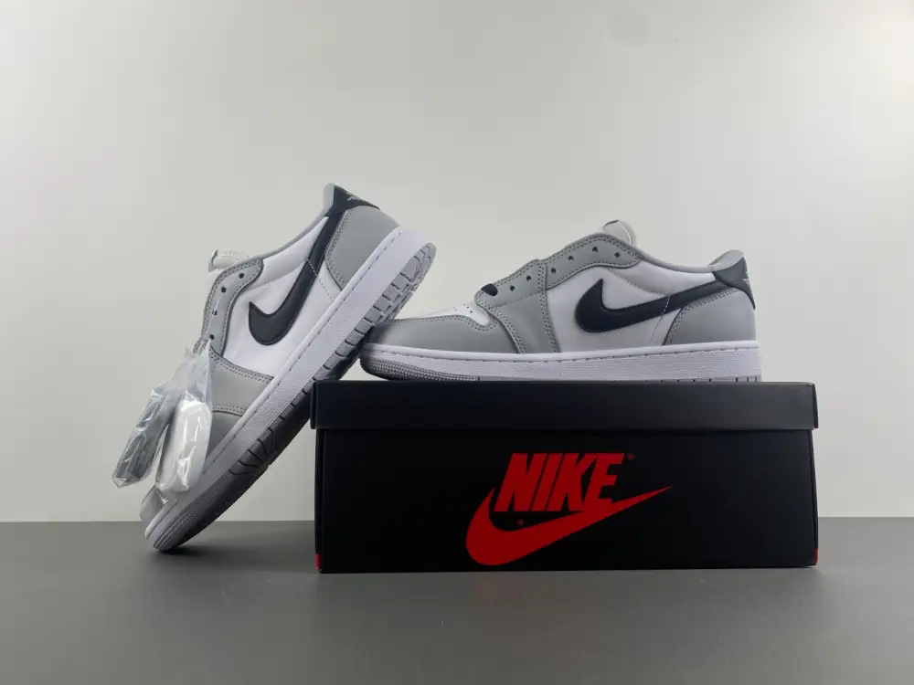 Jordan 1 Retro Low OG 