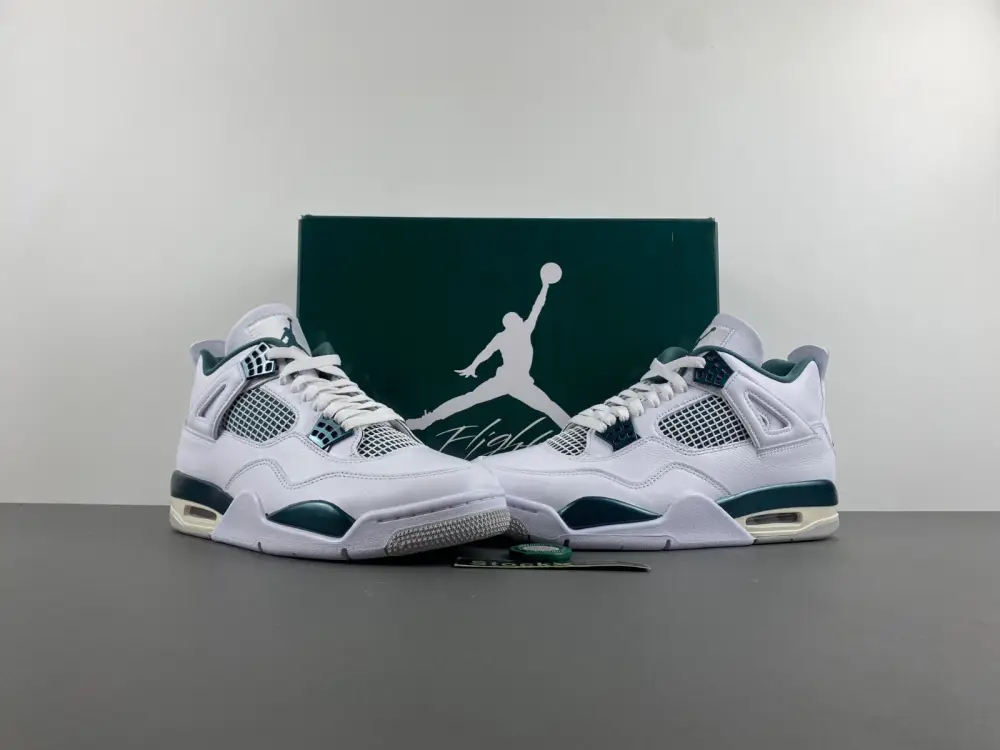 Air Jordan 4 