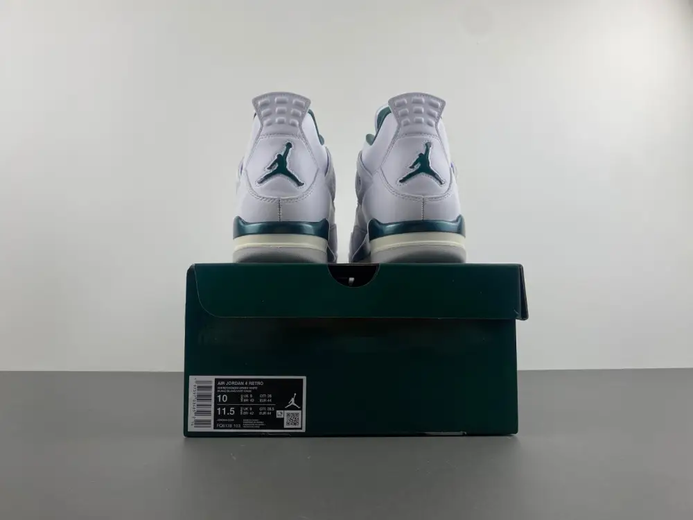 Air Jordan 4 