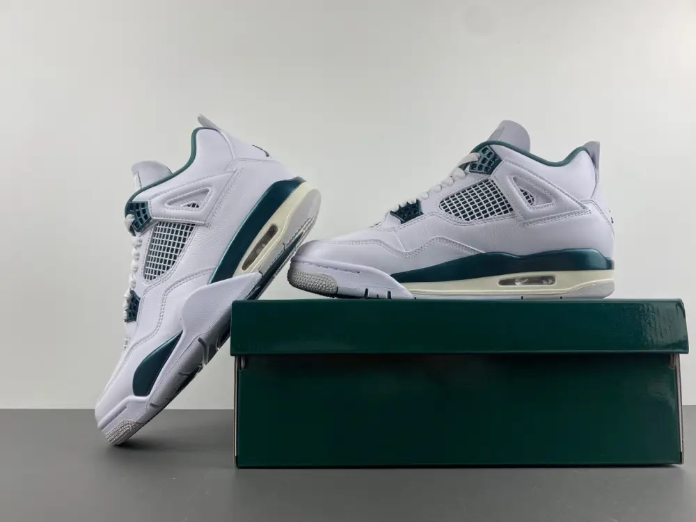 Air Jordan 4 