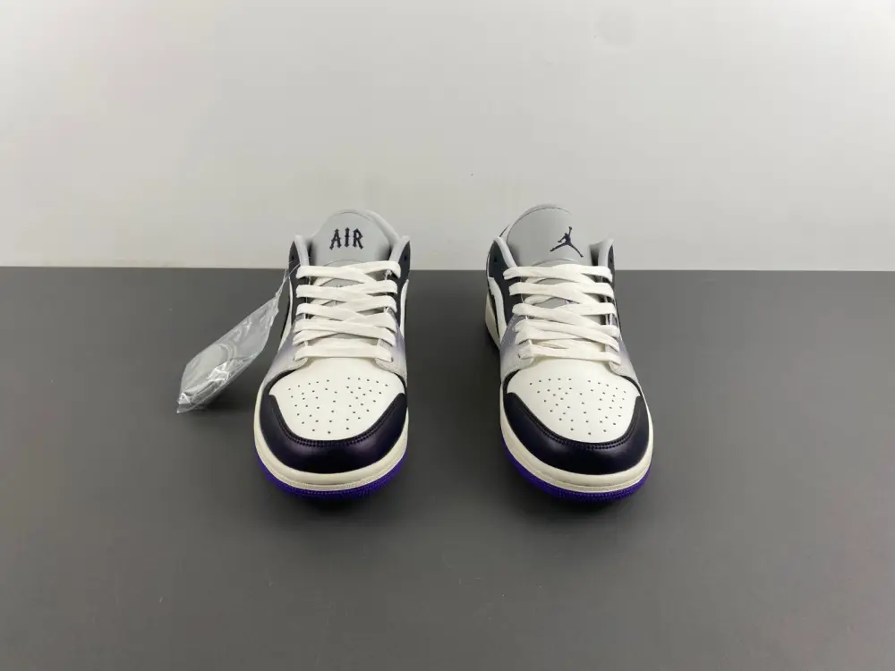 Air Jordan 1 Low 