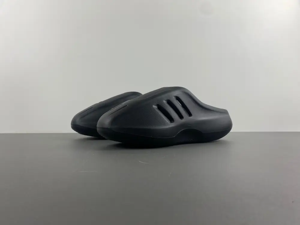 Adidas IIINFINITY Slides 