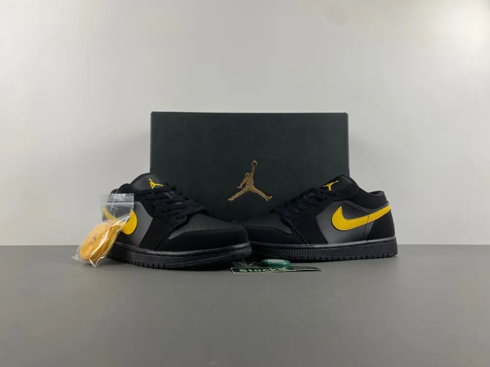 Air Jordan 1 Low  FEE196
