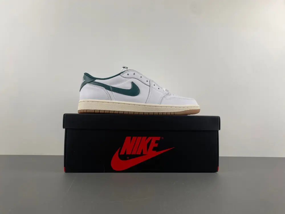 Air Jordan 1 Low OG WMNS 