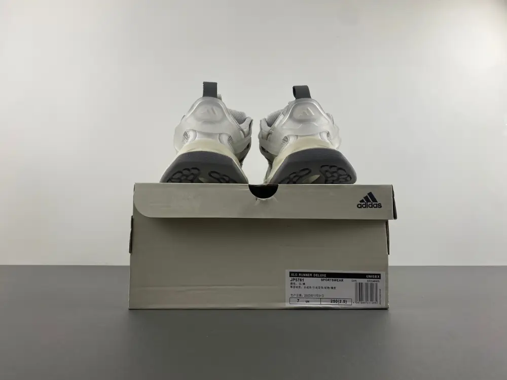 adidas XLG RUNNER DELUXE 