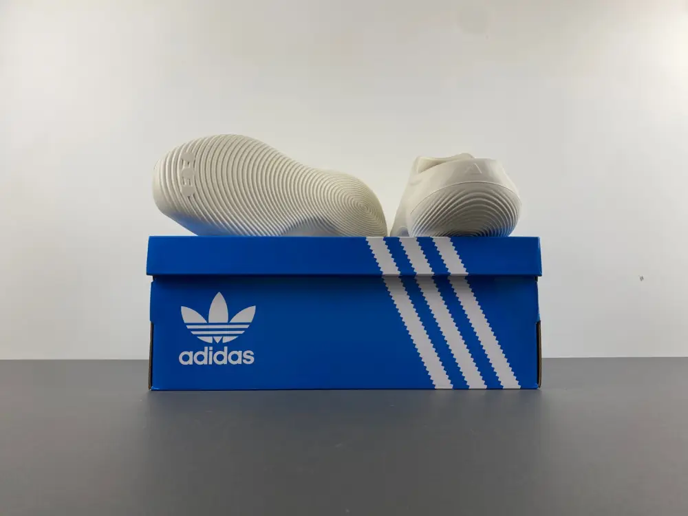 Adidas IIINFINITY Slides 