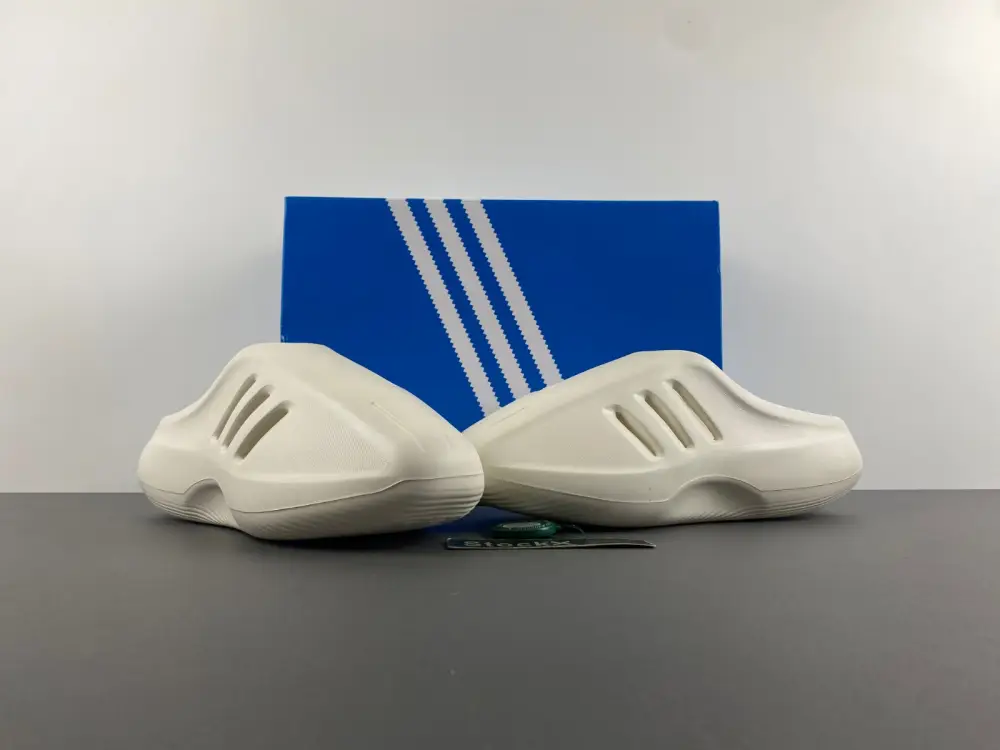 Adidas IIINFINITY Slides 
