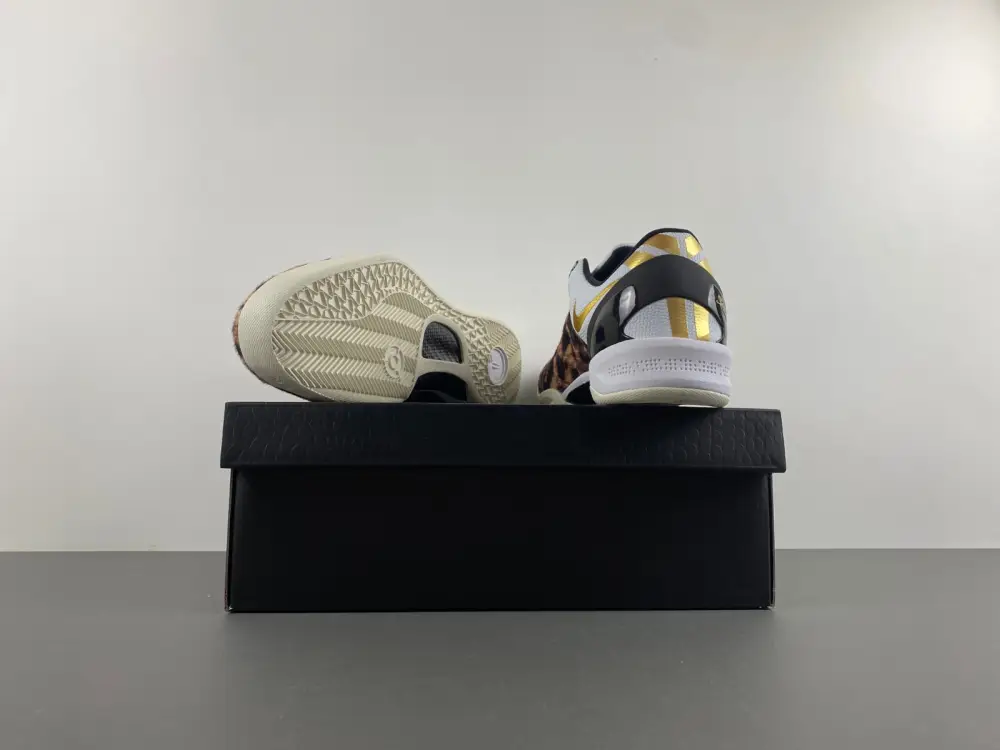 Nike Kobe 8 Protro Leopard Print Gold 