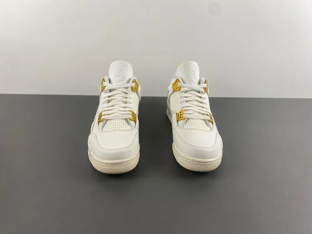 Air Jordan 4 Retro Metallic Gold 