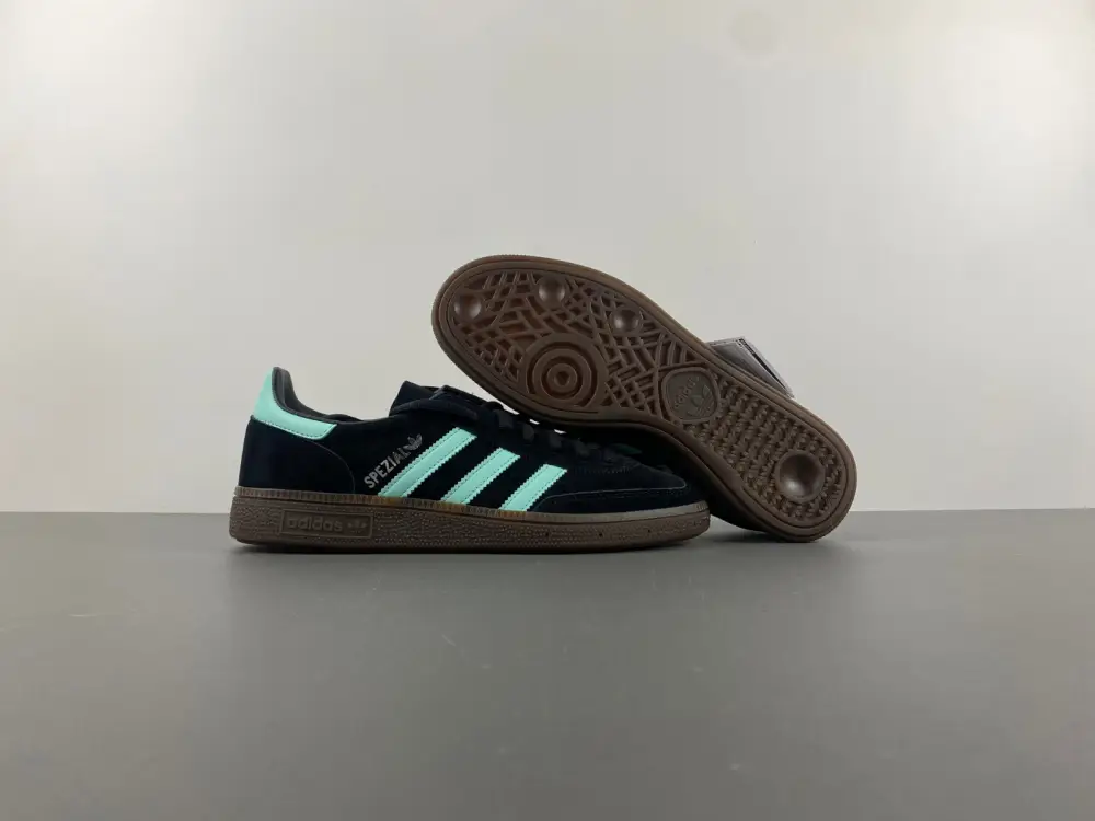 （Adidas） Handball Spezil 