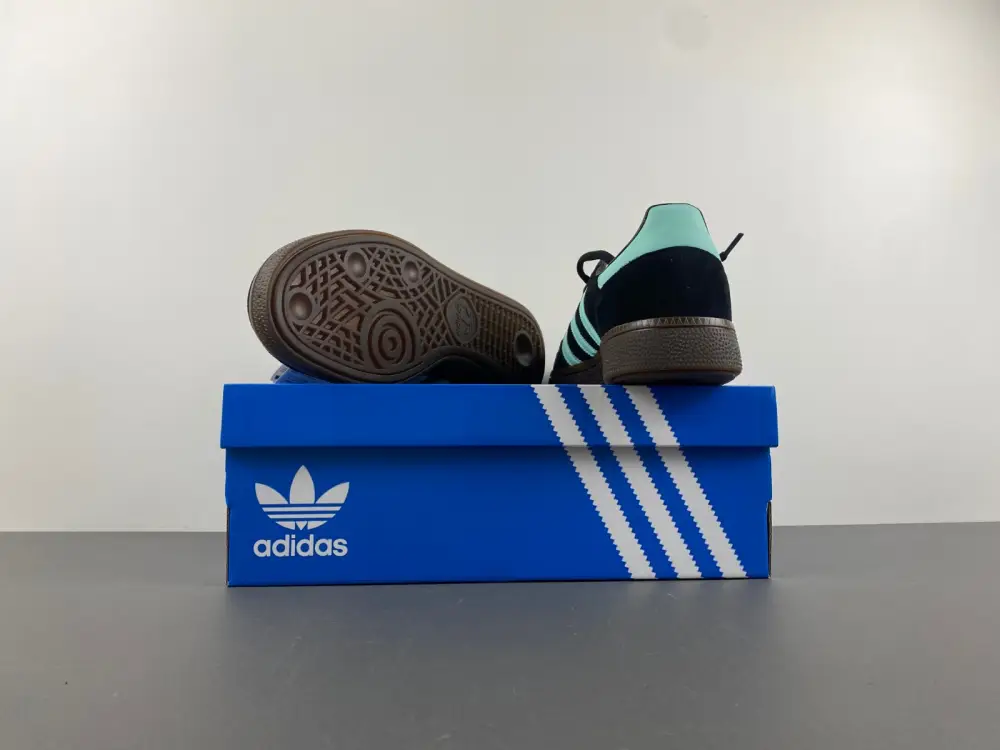 （Adidas） Handball Spezil 