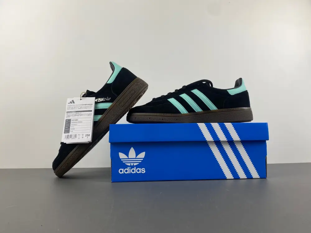 （Adidas） Handball Spezil 