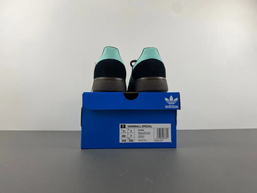 （Adidas） Handball Spezil 