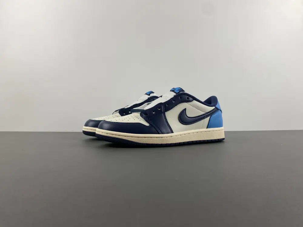 Air Jordan 1 Low R 