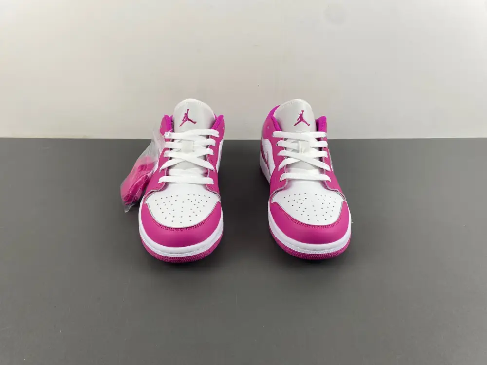 Air Jordan 1 Low 