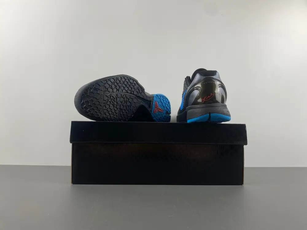 NIKE ZOOM KOBE 6 