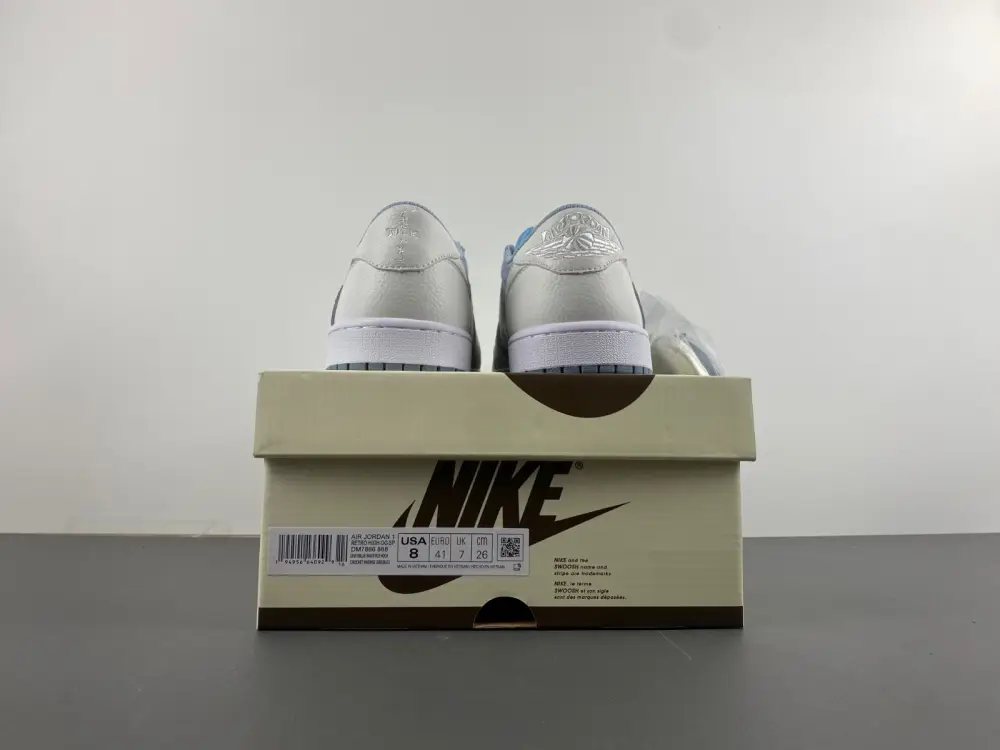 Travis Scott x Air Jordan 1 Low 