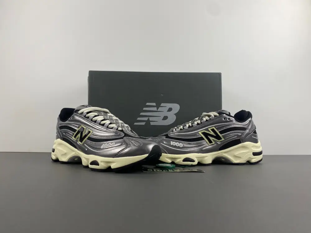 The New Balance 1000 