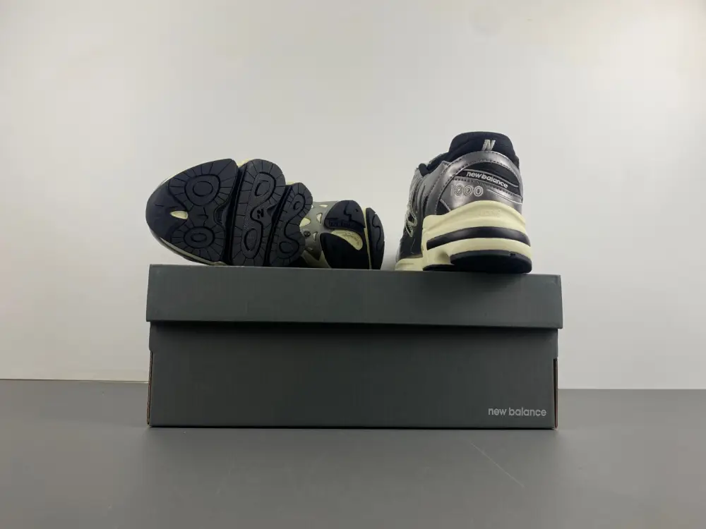 The New Balance 1000 