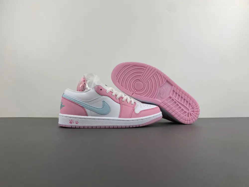 Air Jordan 1 Low 