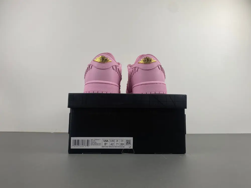 Air Jordan 1 Low 