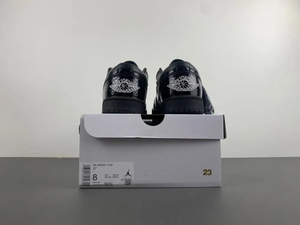 Air Jordan 1 Low SE Patent Elephant Black 